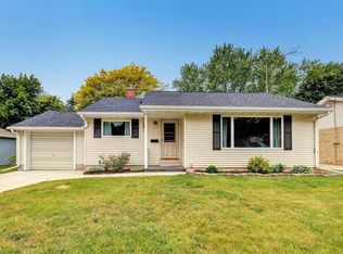 1210 N 23rd St, Manitowoc, WI 54220