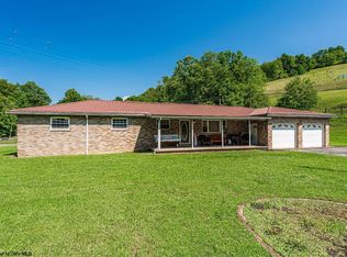 2122 Daybrook Rd, Fairview, WV 26570