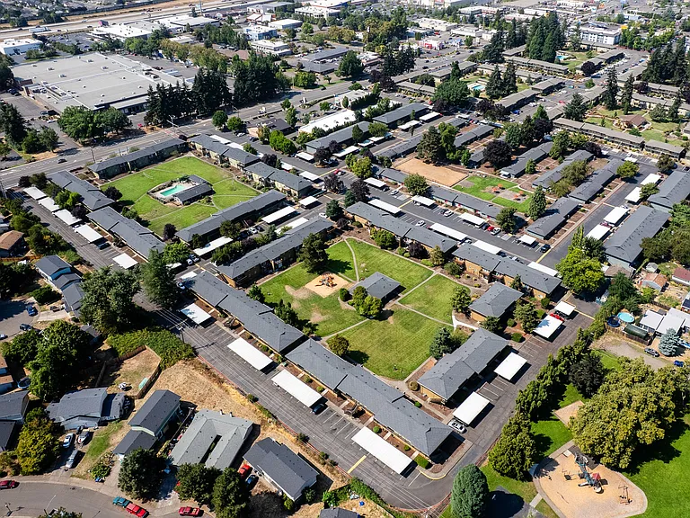 Pacific Village | Exterior