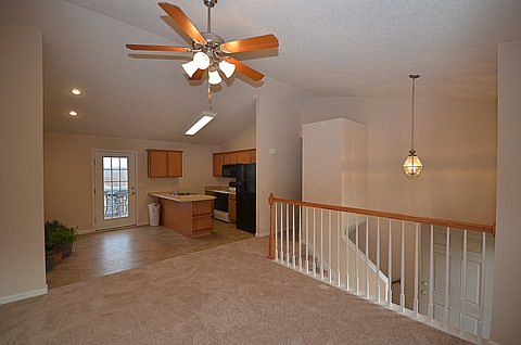 4th image of 130 Lorena Ln