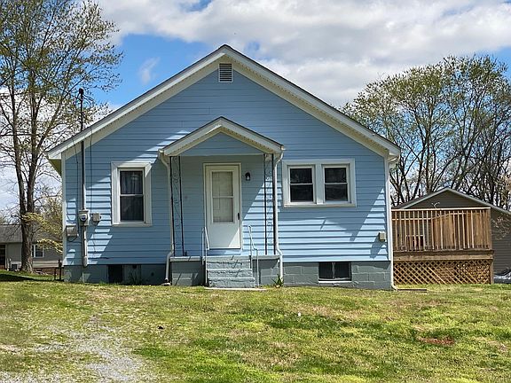3rd image of 104 Messick Ave