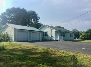 250 Woodside Rd, Brunswick, ME 04011