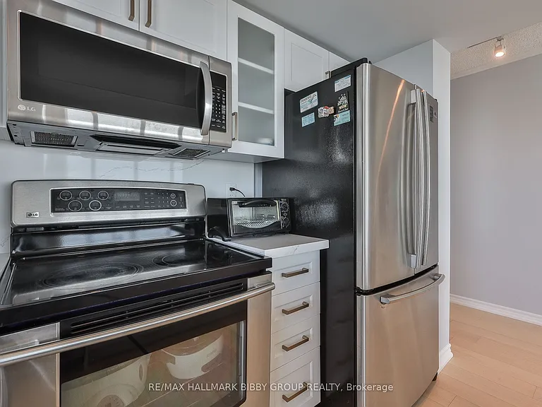 410 Queens Quay W #1103 — Photo 12