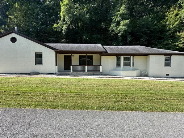 362 Stinson Dr, White Sulphur Springs, WV 24986