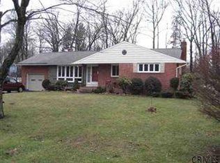 14 Timber Ledge, East Greenbush, NY 12061