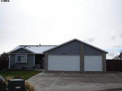 1st image of 3620 Centennial Cir