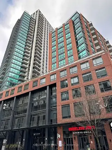 1 bed, 1.0 bath, 440 sqft, $2,100 — Photo 2