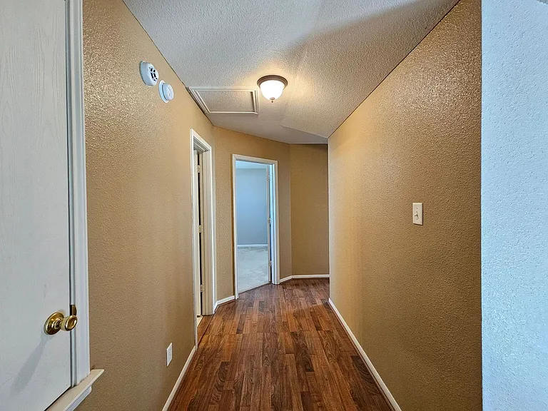 4207 Indigo Dr — Photo 19