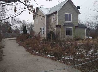 6589 Lawrenceville Rd, Garden Prairie, IL 61038