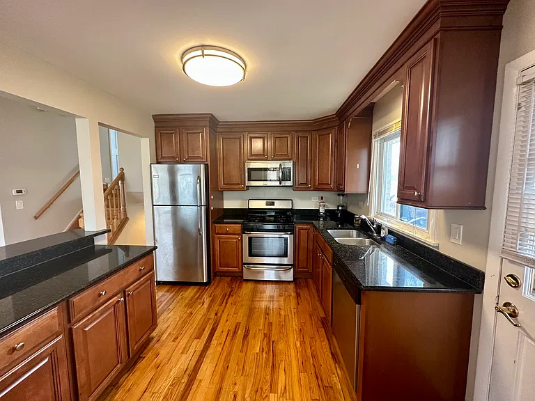 1243 S Mitchell Ave #HSE — Photo 5