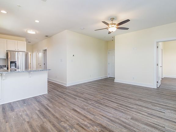 3rd image of 3986 W County Highway 30a #224