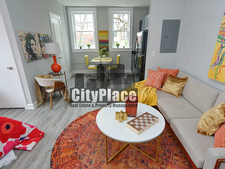 5345 E Washington St #14 — Photo 5