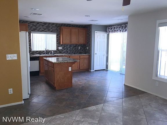 3rd image of 5688 Tapestry Rose Ct