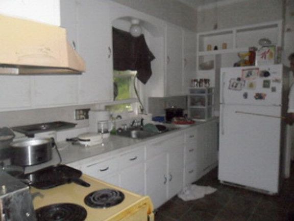 4th image of 117 Glenwood Hts