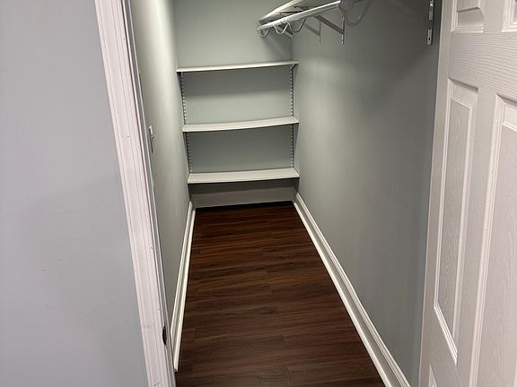 4th image of 3604 Heather Ct