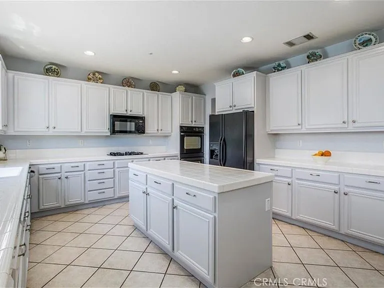 13393 Redwood Dr — Photo 2