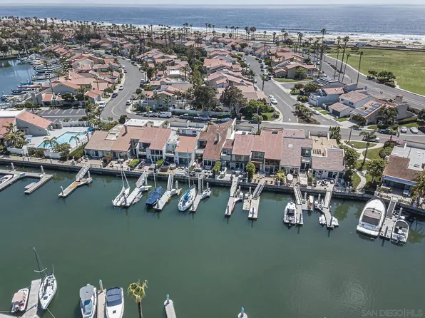 41 Port Of Spain Rd, Coronado, CA 92118