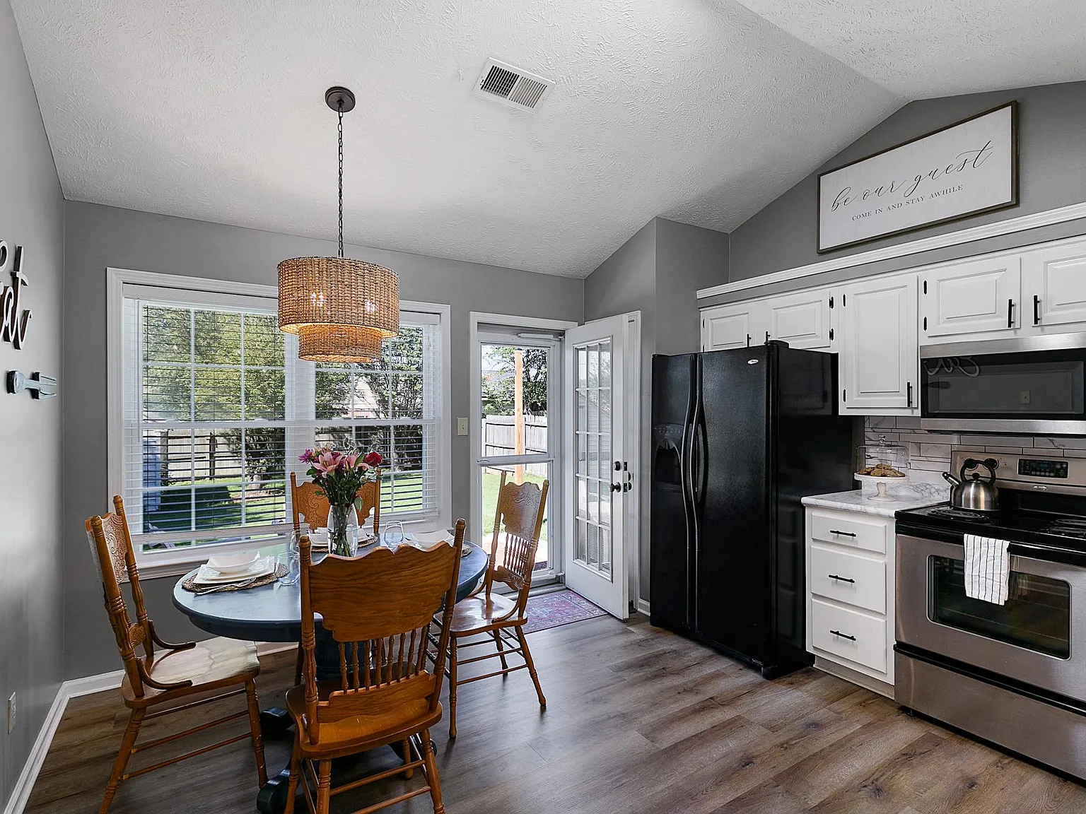 23 McLean Cv — Photo 4