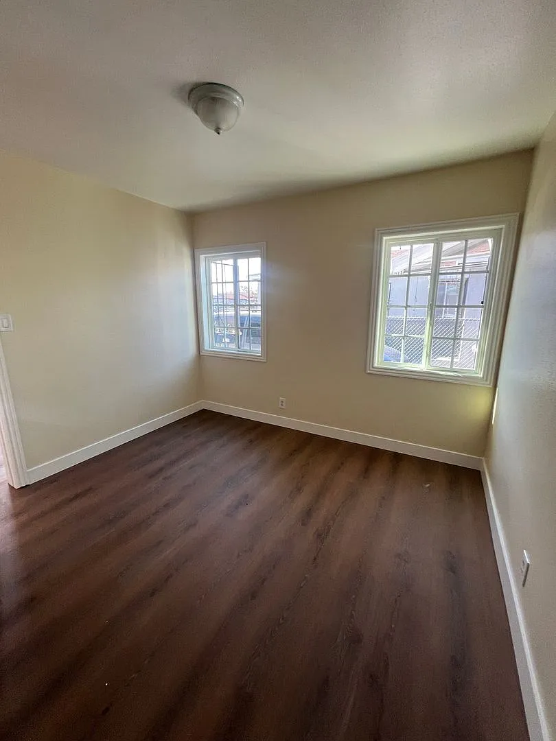 Building Photo - 16217 Prairie Ave