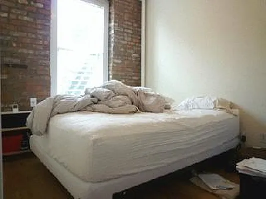 Rented by New York Quality Living Downtown | media 27