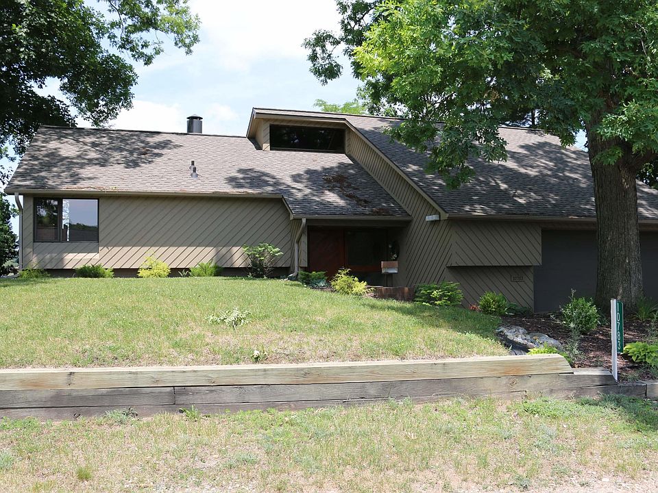 1st image of 10783 Sioux Point Dr