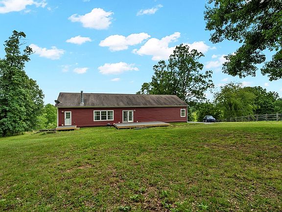 3rd image of 23767 Archery Range Rd