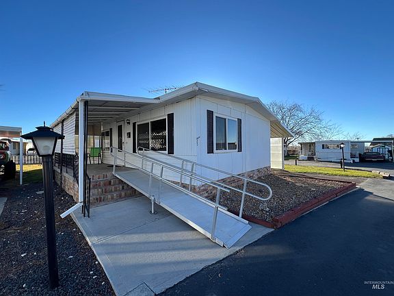 3rd image of 419 Fruitland Ave Trailer 25