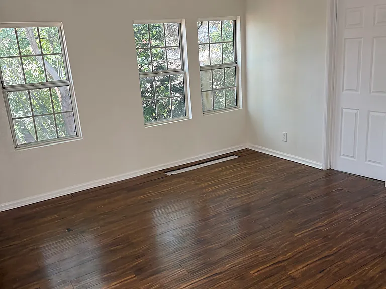 1254 Lilac Pl #1 — Photo 9