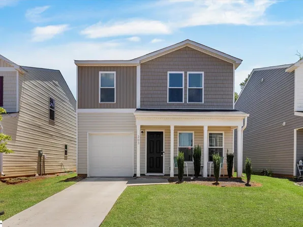 203 Rawlings Hide Ln, Greenville, SC 29605