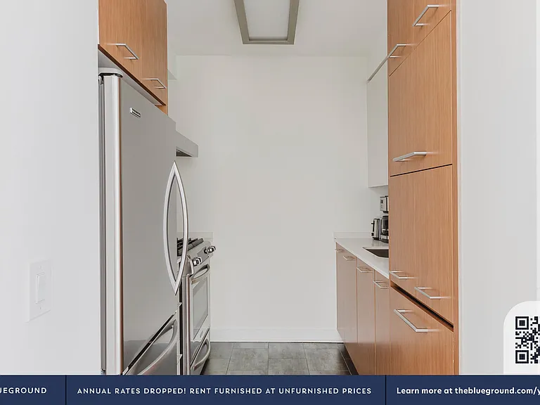 450 W 42nd St #36J — Photo 8