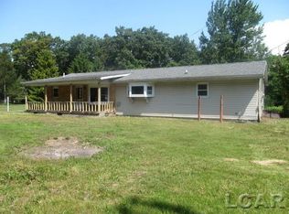 3376 W Temperance Rd, Lambertville, MI 48144