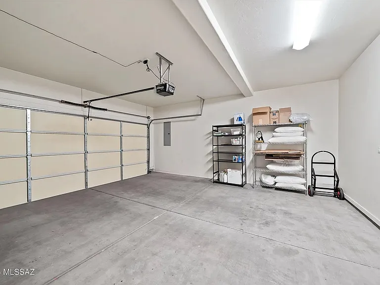 6391 N Gadd Ct — Photo 4