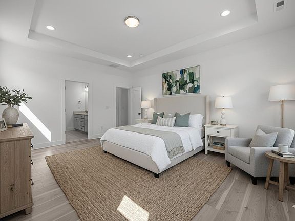 5th image of 1024 Lacala Ct