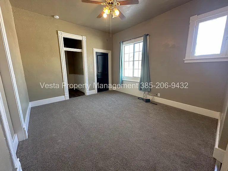 2521 Gramercy Ave #1 — Photo 2