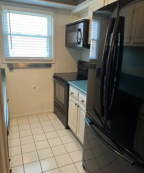 15 Cottage St #17-4A — Photo 4