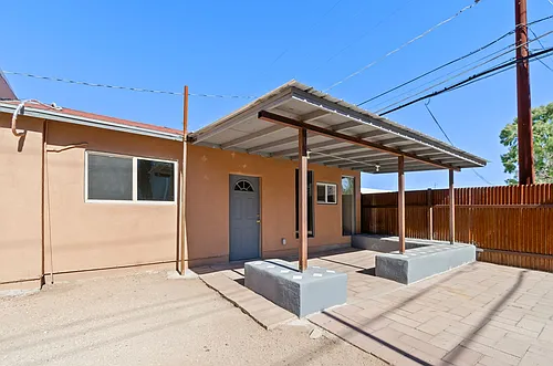 1541 E Mabel St Photo 1