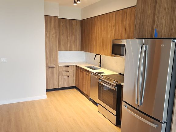 2nd image of 11250 Biscayne Blvd #A1