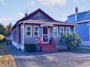 80 Stokes St, Warwick, RI 02889