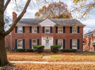 20151 Stratford Rd, Detroit, MI 48221