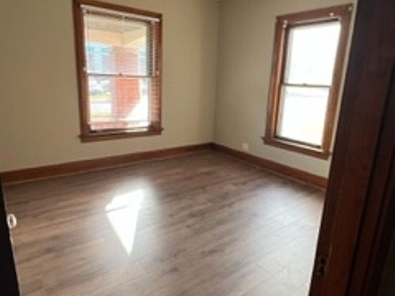 5th image of 210 N 1st Ave APT A