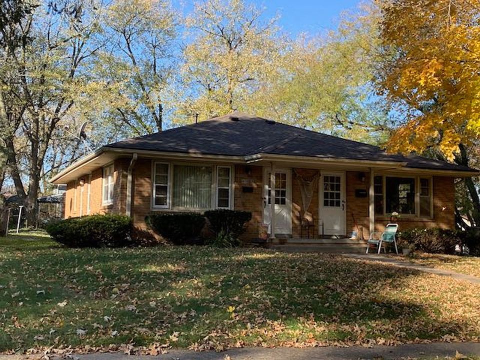 1st image of 4132 39th Pl