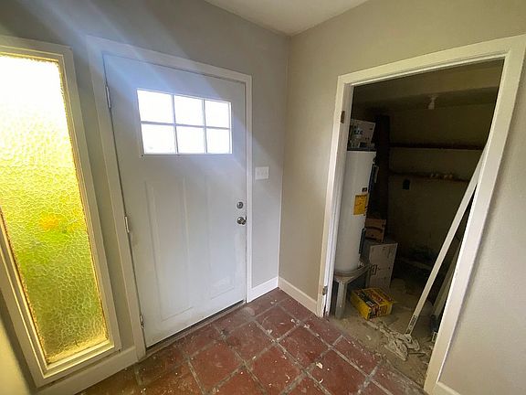 2nd image of 3333 Tahiti Dr