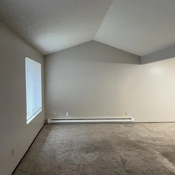 328 91st Ave NE #2 — Photo 10
