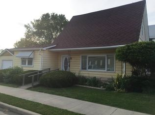 7 W Main St, Redkey, IN 47373