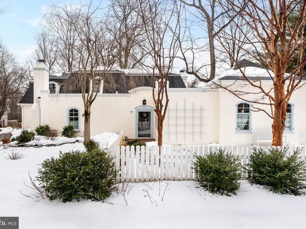 300 Valley Pl, Radnor, PA 19087