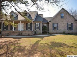 28202 J Yarbrough Rd, Athens, AL 35613