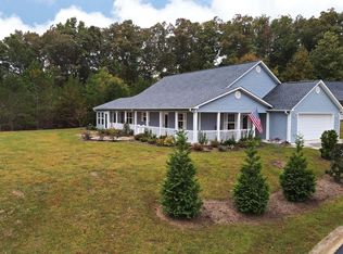 27 Linda Ln, Blue Ridge, GA 30513