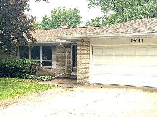 (undisclosed Address), Elgin, IL 60123