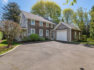 88 Prospect St, Southampton, NY 11968