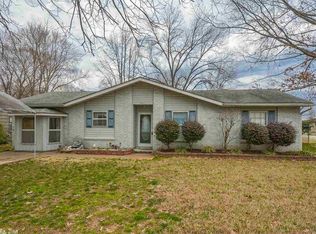 812 Lehman Dr, Jacksonville, AR 72076